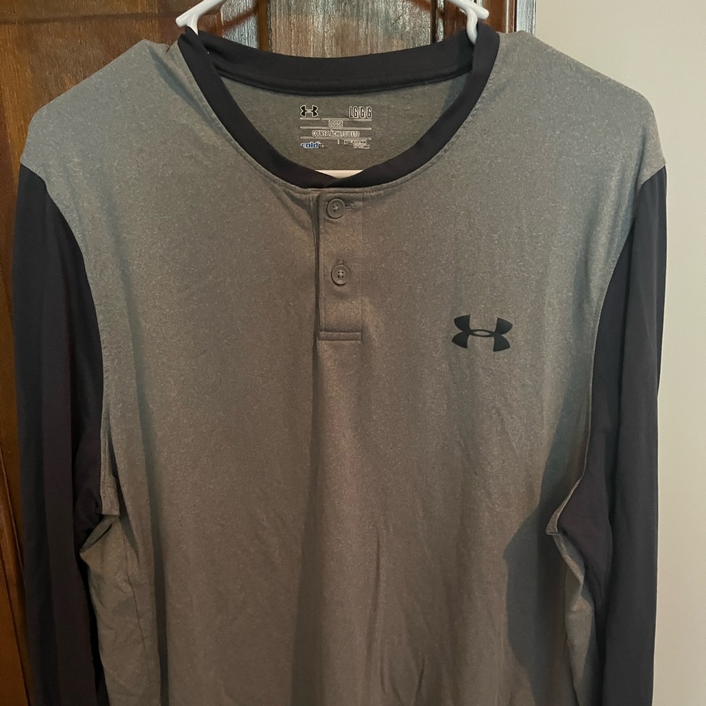 Under Armour Cold Gear long sleeve shirt